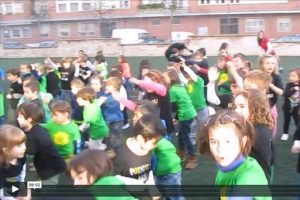 Gasteizko San Viator Ikastetxetik ere euskaraz bizi nahi dutela argi utzi zuten san viator ikastetxea2015-12-3an